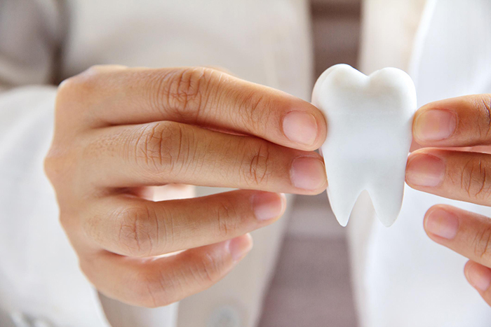 Fratura nos dentes de trás também pode causar problemas bucais sérios